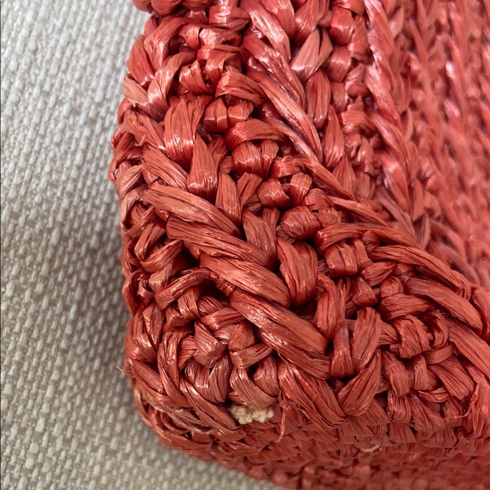 Woven Coral Straw Bag - Picture 3 of 10